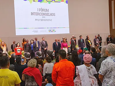 Lula estimula movimentos sociais a se comunicar pelas redes