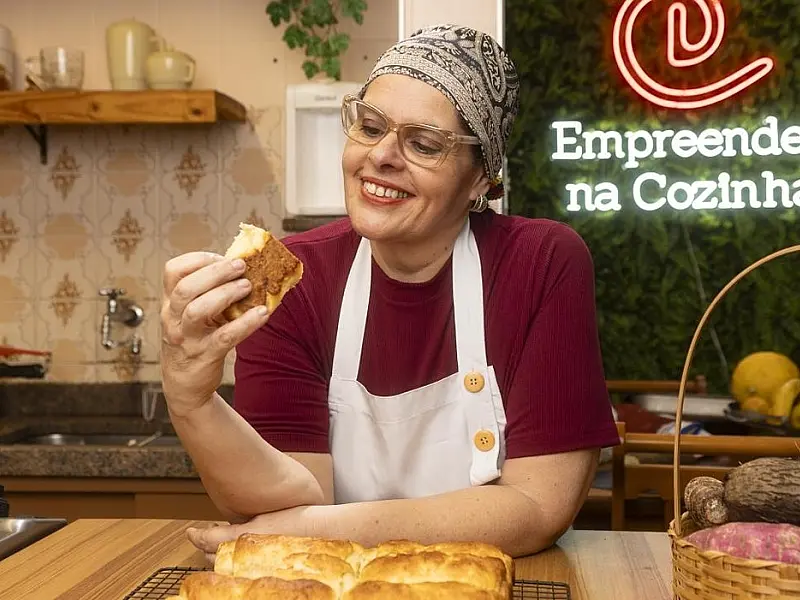 Oficina em Santos ensina técnicas de produção audiovisual para vídeos culinários