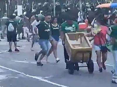 Jogo entre Palmeiras e Chelsea termina em confronto na rua Palestra Itália