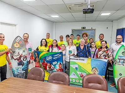 Em Mongaguá, Prefeitura e Ong Esporte Vida retomam parceria e escola de surfe será reaberta