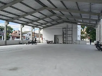Reurbanização em praça do Estuário em Santos está na etapa final