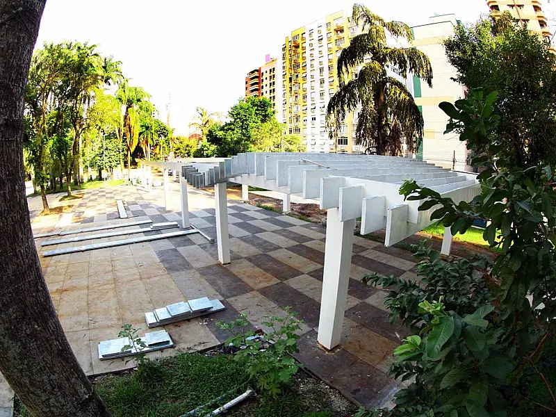 Guardas Municipais de Santos detêm adolescente e homem foragidos da Justiça