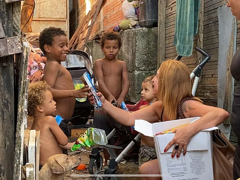 Projeto Social "Bora Lá" inspira esperança em conjunto residencial na Cidade Náutica