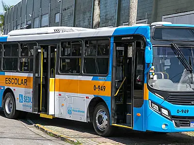 Transporte escolar da Educação Inclusiva de Praia Grande/SP recebe nova identidade visual