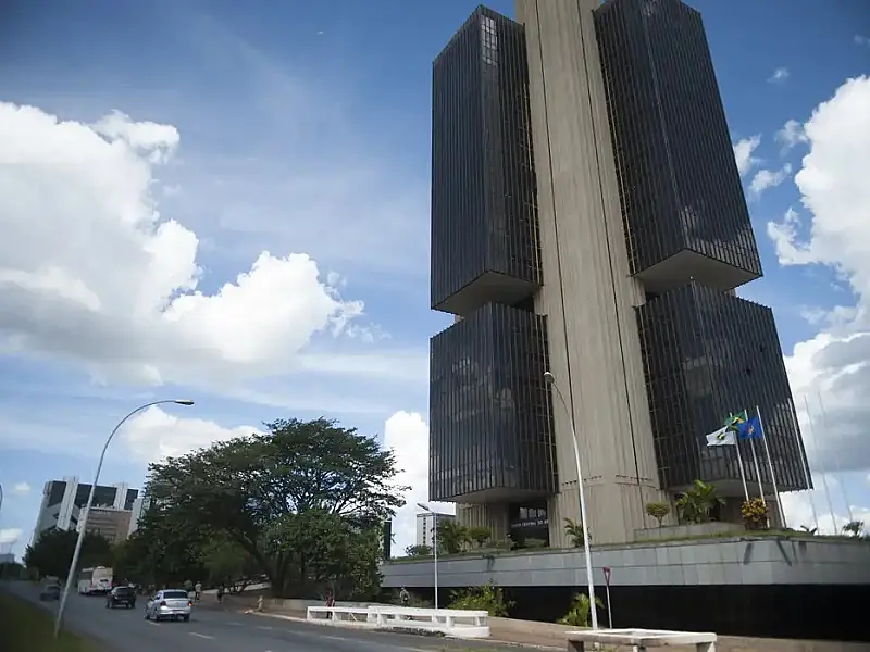 Copom reduz juros básicos da economia para 10,5% ao ano