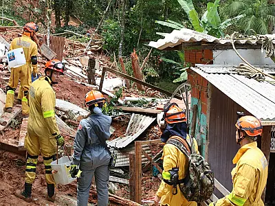 Temporais: moradores dizem que não receberam alerta de deslizamento
