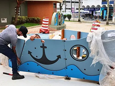 Praia Grande revitaliza playground na orla do Canto do Forte