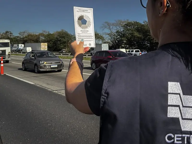 Megaoperação da Cetesb fiscaliza mais de 37 mil veículos em rodovias de SP