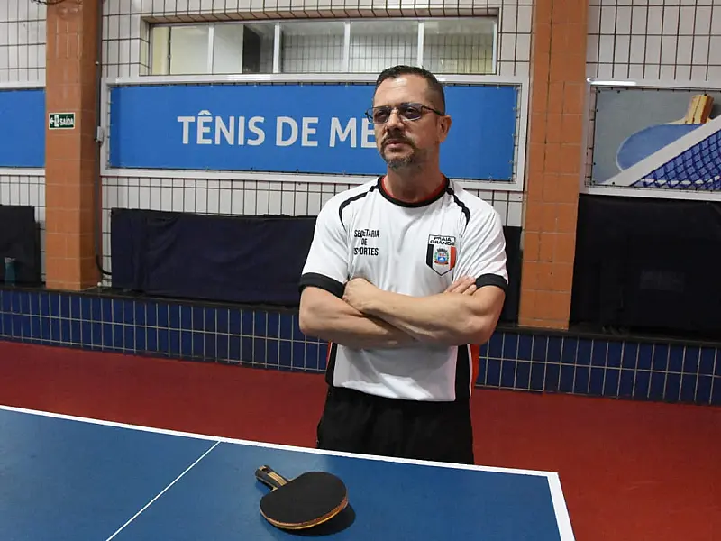 Técnico do tênis de mesa comanda a seleção brasileira paralímpica de jovens