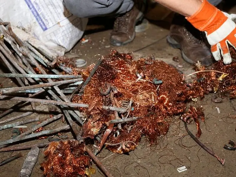 Guarujá sanciona lei que proíbe a comercialização de cobre queimado sem origem legal