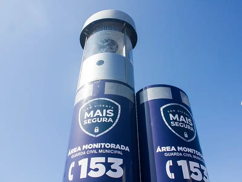 Totens de segurança transmitem mensagens educativas sobre eleições