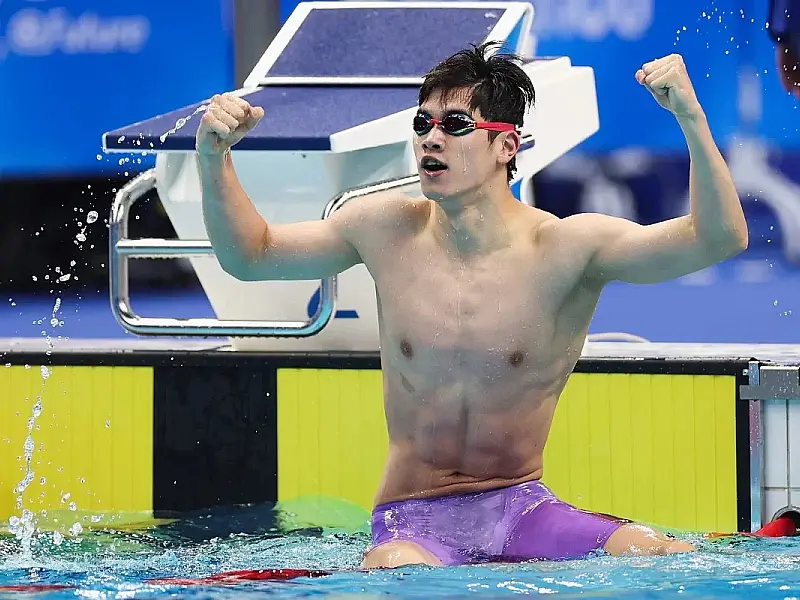 Chinês bate recorde mundial que já foi de César Cielo