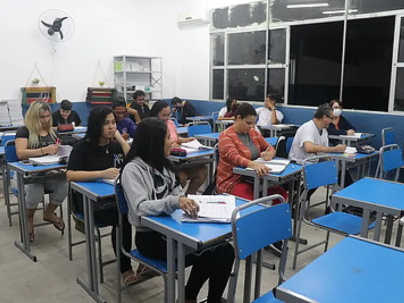 Guarujá abrirá 90 novas vagas para a Educação de Jovens e Adultos