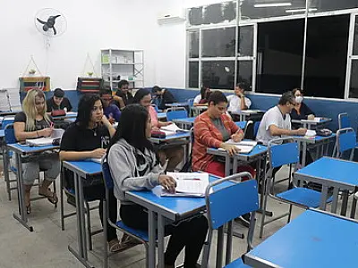 Guarujá abrirá 90 novas vagas para a Educação de Jovens e Adultos