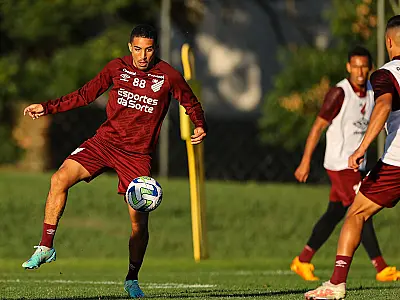 Copa do Brasil: Athletico-PR recebe Botafogo tentando quebrar escrita
