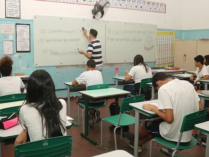 Rematrícula nas escolas municipais de Santos para 2027 começa na próxima segunda