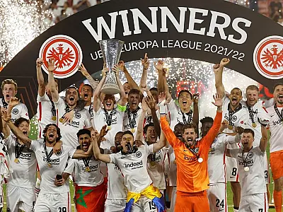 Frankfurt vence Rangers nos pênaltis e conquista título da Liga Europa