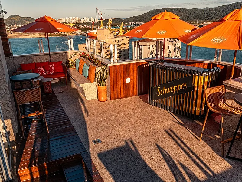 Clube Offline promove manhã de conexão humana com arte, gastronomia, yoga e música