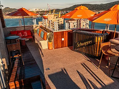 Clube Offline promove manhã de conexão humana com arte, gastronomia, yoga e música