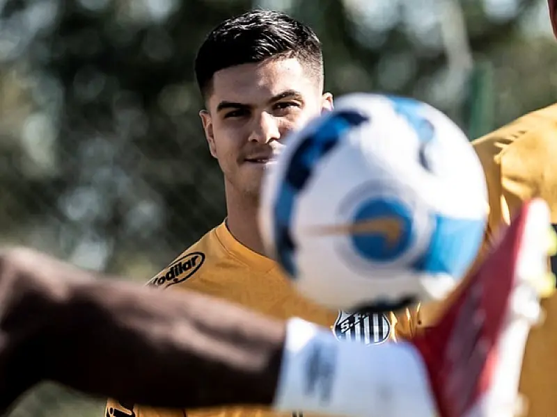 Santos enfrenta o Banfield pela estreia da Copa Sulamericana com reforços no time titular