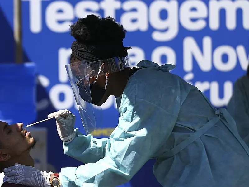 Um a cada quatro testes de influenza dá positivo em postos de saúde