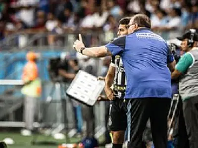 Santos readmitiu técnico "paizão" e se surpreendeu com evolução tática