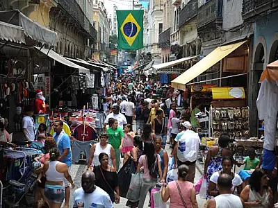 Confiança do empresário sobe 0,6 ponto em fevereiro, diz FGV
