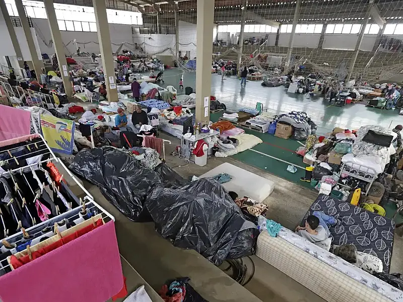 Oito em cada dez brasileiros já apoiaram vítimas de eventos climáticos