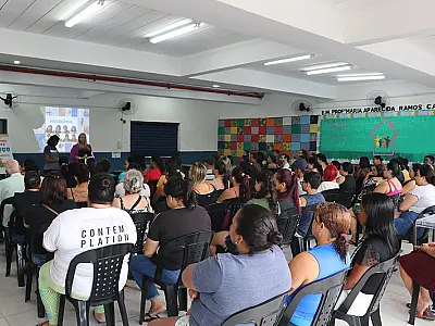 E.M. Ramos Camargo desenvolve palestras para pais e alunos até sexta-feira (19)