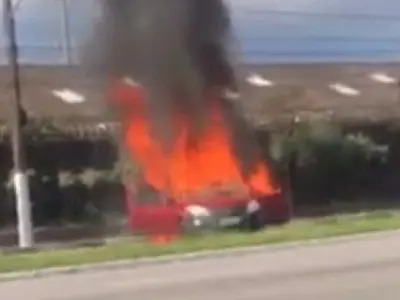 Carro incendiado em avenida do Saboó era parte de plano para resgatar membro do PCC; veja o vídeo