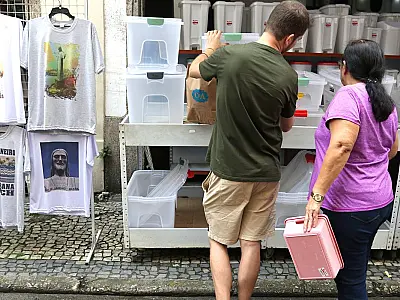 Vendas do comércio varejista crescem 0,8% em março