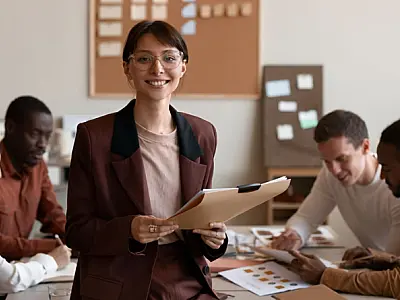 Curso gratuito de Assistente de Recursos Humanos oferece 50 vagas e bolsa-auxílio em São Vicente