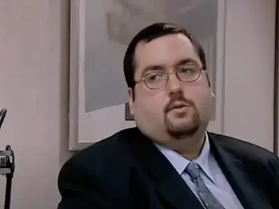 Morre Ewen MacIntosh, ator britânico de 'The Office' e 'O Lagosta', aos 50 anos