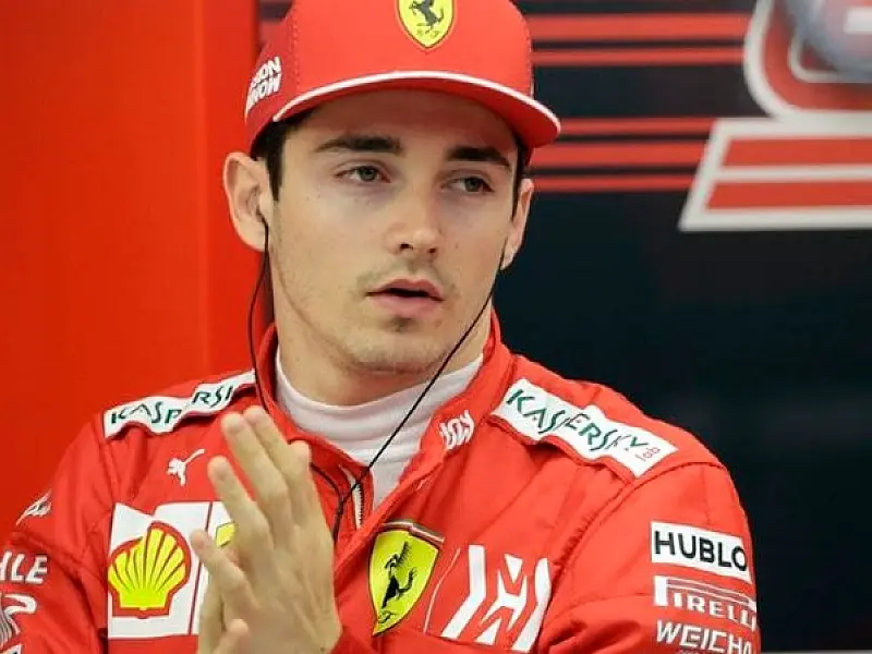 Leclerc desbanca Verstappen e larga na pole no GP do Bahrein; Hamilton é 5º
