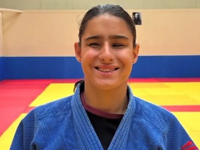 Ginásio do Guaibê disponibiliza aulas de judô com atleta paralímpica de Guarujá