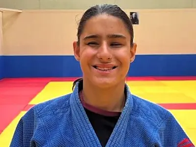 Ginásio do Guaibê disponibiliza aulas de judô com atleta paralímpica de Guarujá