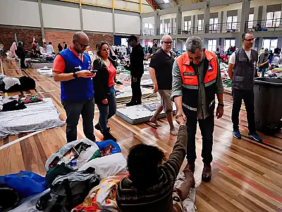 Quase 70 mil pessoas estão em abrigos gaúchos devido às fortes chuvas