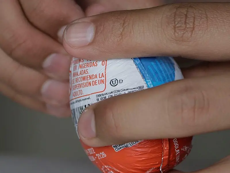 Ministério pede retirada do Kinder Ovo após casos de contaminação