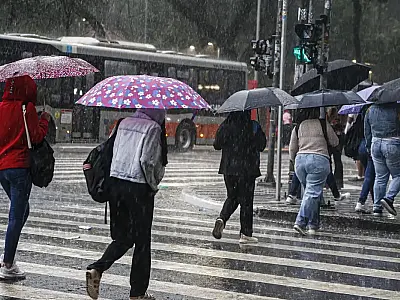 Inmet prevê chuva intensa e vento forte em várias regiões do país