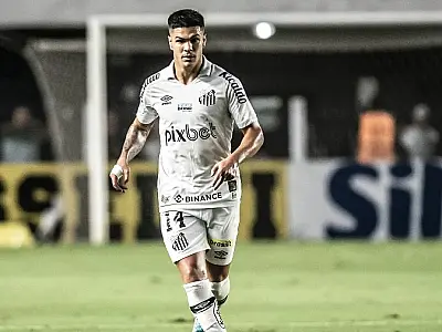 Após boas atuações, Santos quer comprar Rodrigo Fernández