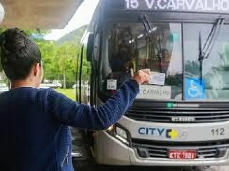 Transporte coletivo divulga orientações para Passe Livre e Meia Tarifa em Guarujá e Bertioga