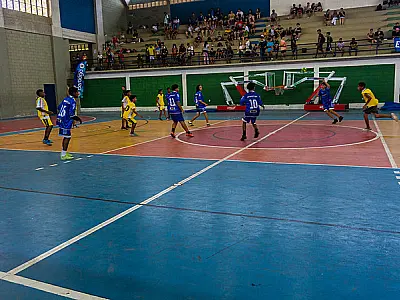 Ginásio Municipal de Bertioga tem vagas abertas para aulas de Handebol