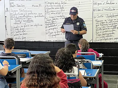 Guarujá forma 255 alunos no Programa de Prevenção às Drogas e Violência nas escolas