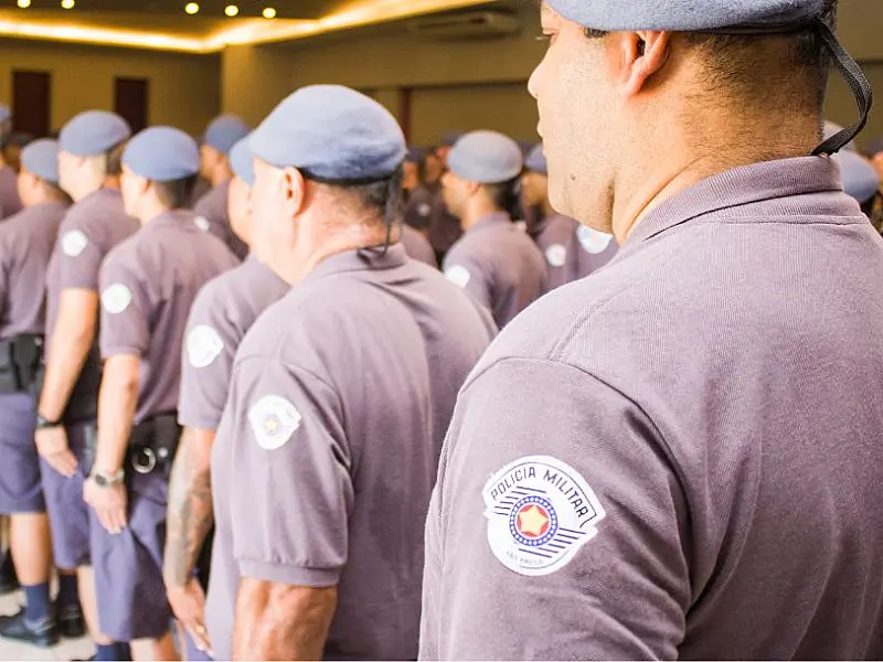 Prefeito Kayo Amado recebe policiais da Operação Verão