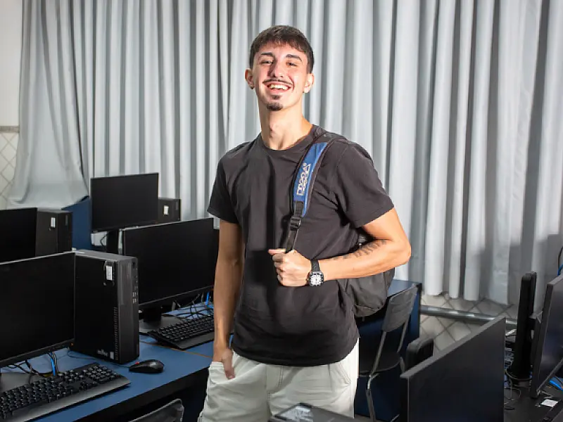 Educação alcança 888 estagiários em programa inédito de bolsas para alunos do ensino técnico