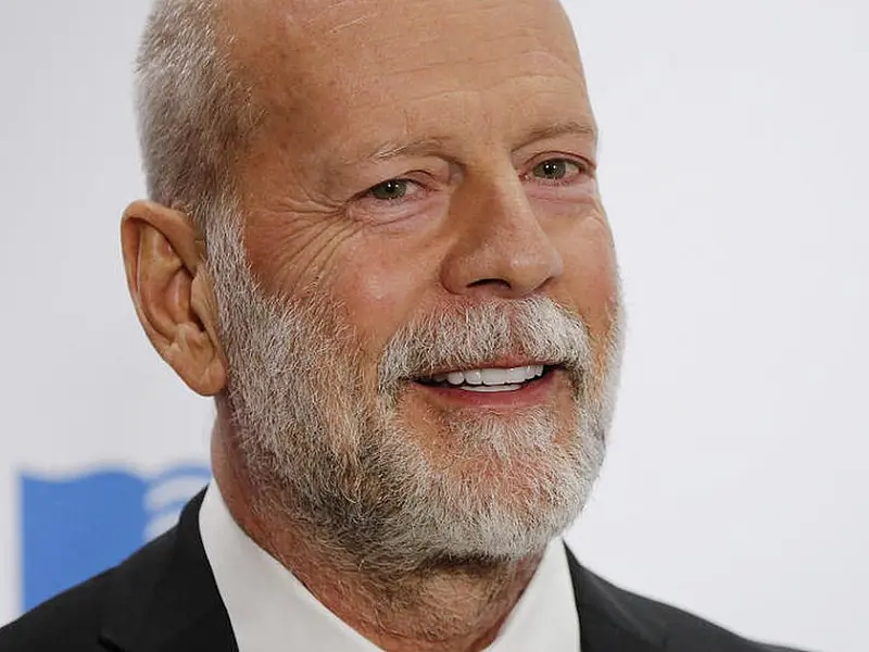 Filha de Bruce Willis fala sobre a doença que acomete seu pai