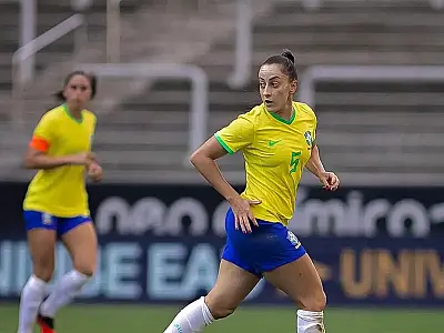 Luana, jogadora da seleção, é diagnosticada com Linfoma de Hodgkin