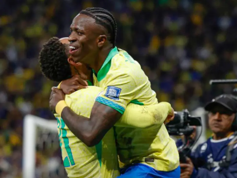 Brasil vence primeira com Ancelotti e se classifica para Copa do Mundo
