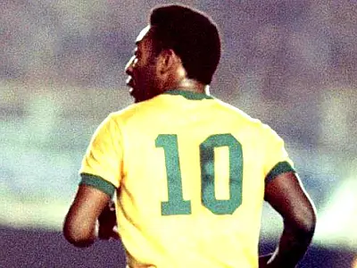 O homem que parou uma guerra com a arte do futebol