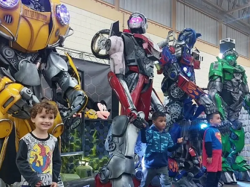 Brisamar Shopping tem shows e baile kids com robôs para comemorar o Carnaval